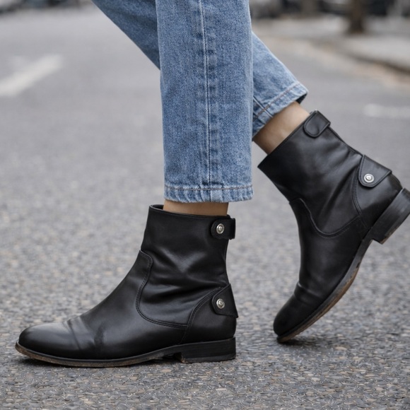 Frye Shoes - Frye Melissa Button Short Leather Boots Black Size 7.5